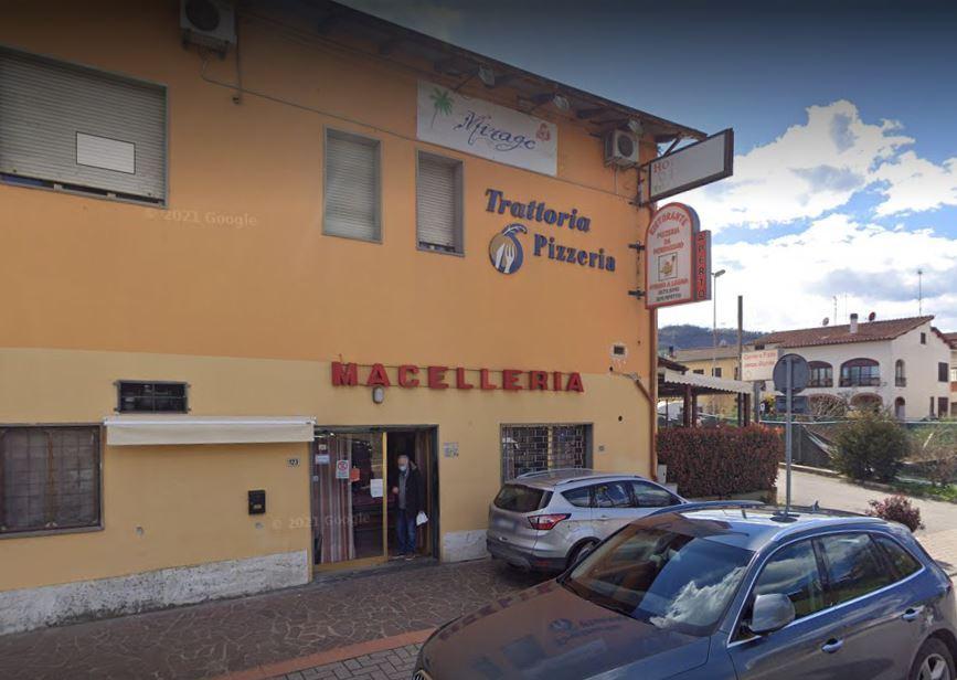 L’insegna della pizzeria colpita dal furto a Masotti, in via Provinciale Lucchese