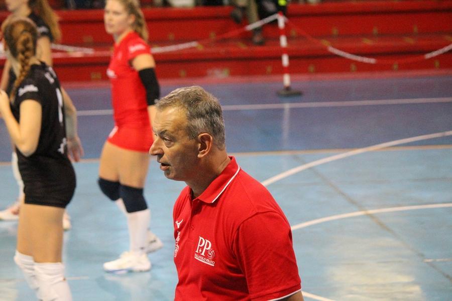 
	Massimo Nuti primo allenatore dell&rsquo;Ariete Volley Prato femminile

