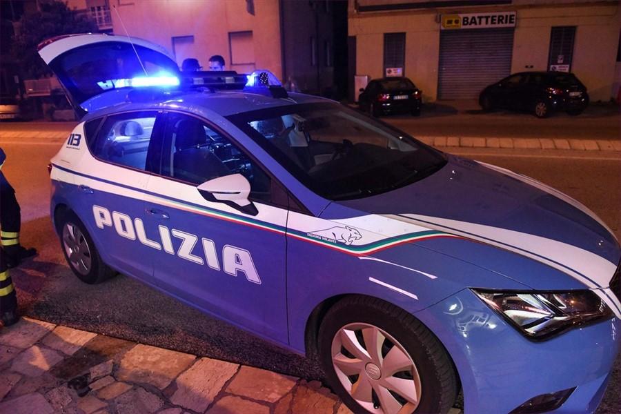 Firenze, accoltellato e picchiato per 20 euro