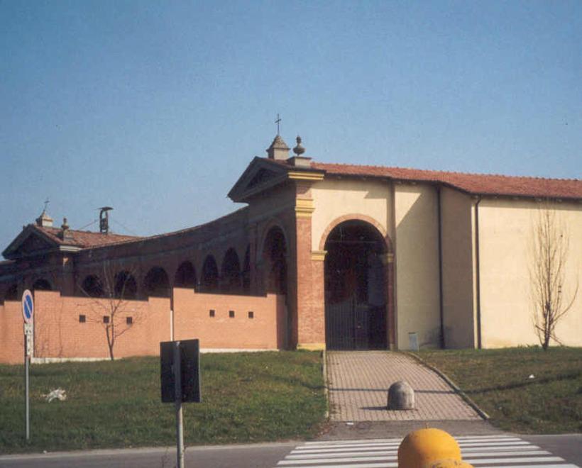 Fiorano. Luci nelle lapidi spente da giorni «Abbiamo pagato, serve rispetto» 