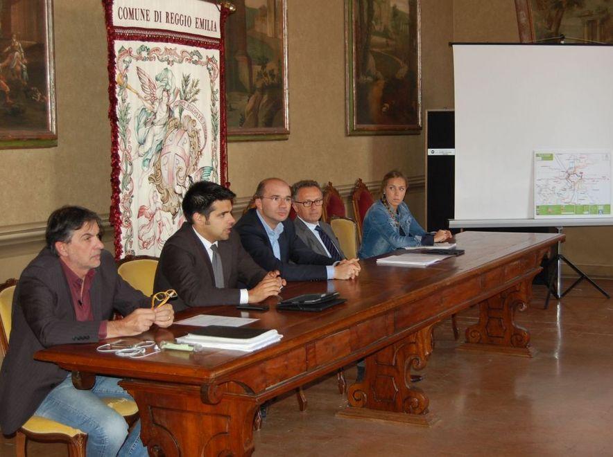 Altri due bus in panne, l’ira dei sindaci 