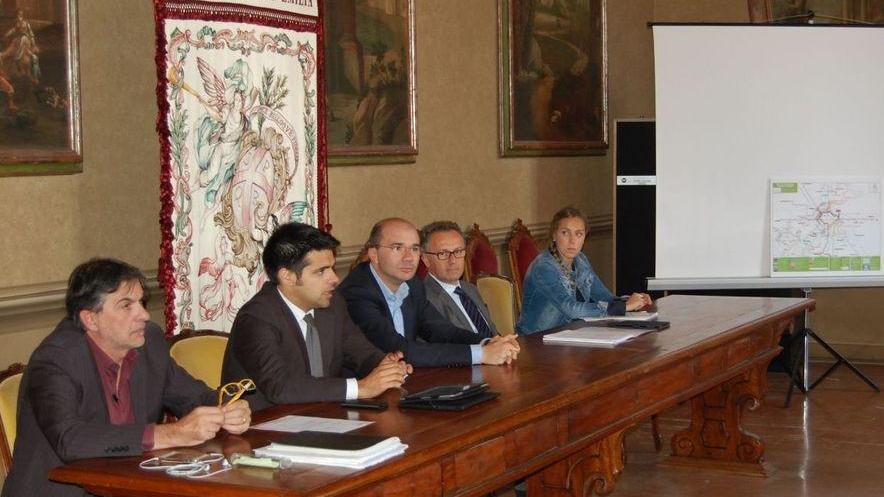 Altri due bus in panne, l’ira dei sindaci