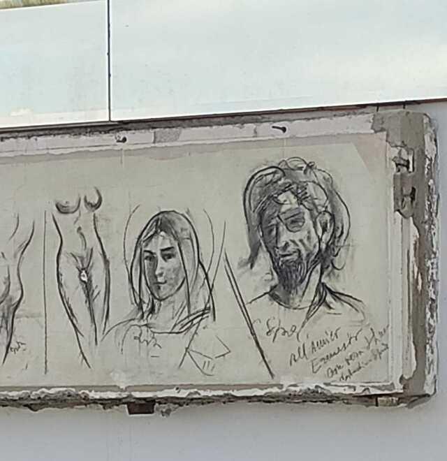 Un’opera di Spada da salvare su un muro del ristorante Ernesto