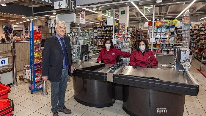 L’interno del punto vendita Coop a Montespertoli