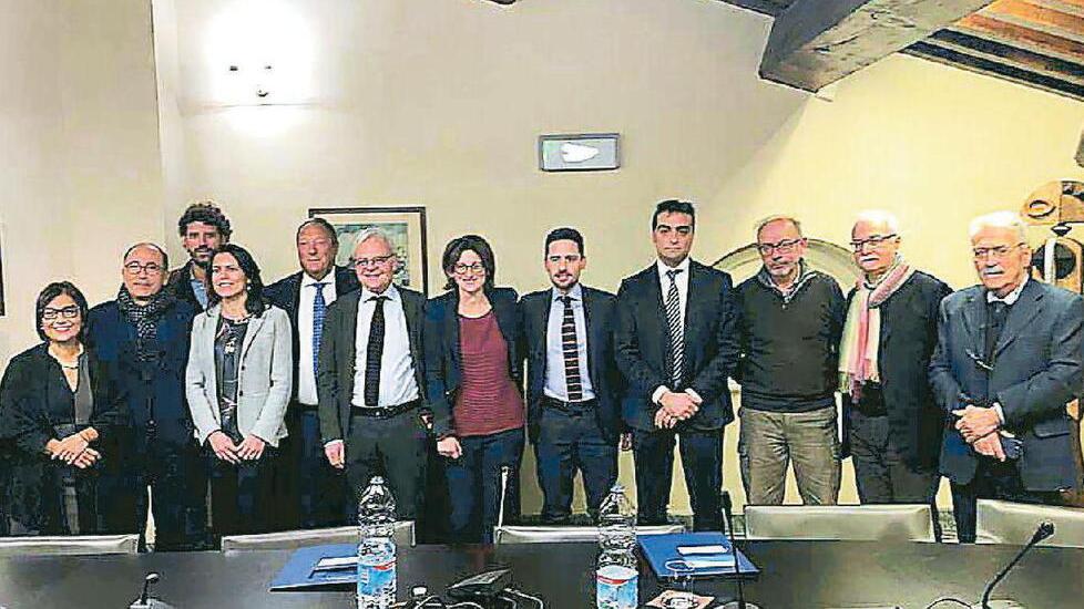 Nella foto sopra il Comitato di indirizzo che si era insediato a gennaio 2019 e aveva nominato Enrico Isoppi presidente e Sergio Chericoni vice