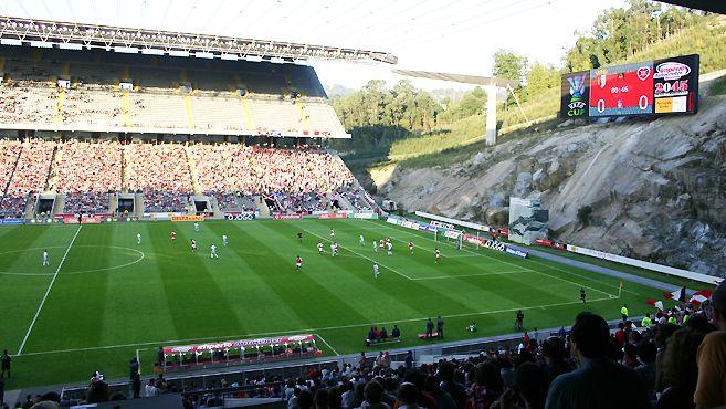 Conference League: la Fiorentina affronterà lo Sporting Braga nei play off per gli ottavi