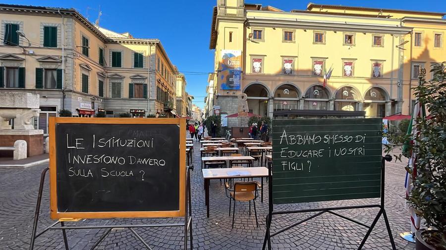 Pugno a scuola, in arrivo i provvedimenti: il prof sarà ascoltato dalla polizia