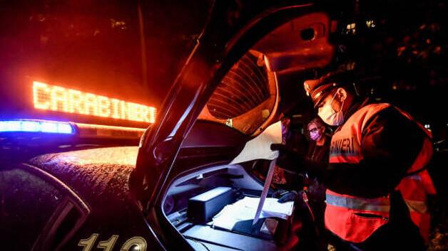 Vignola. Faccia a faccia con il ladro a ora di cena «Me lo sono ritrovata in salotto»