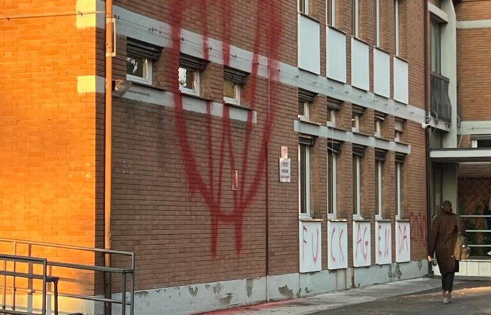 Carpi. No-vax al Fanti Gli studenti: «Puliamo noi» 