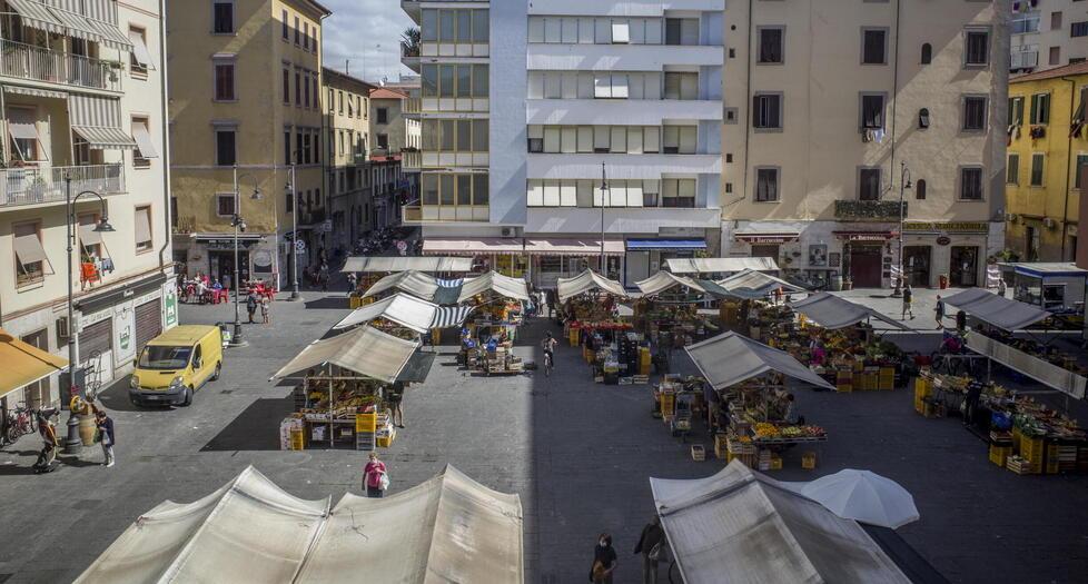 Mercati e rinnovo concessioni, via ai controlli sui requisiti. «A Livorno tre banchi su dieci non sono in regola»