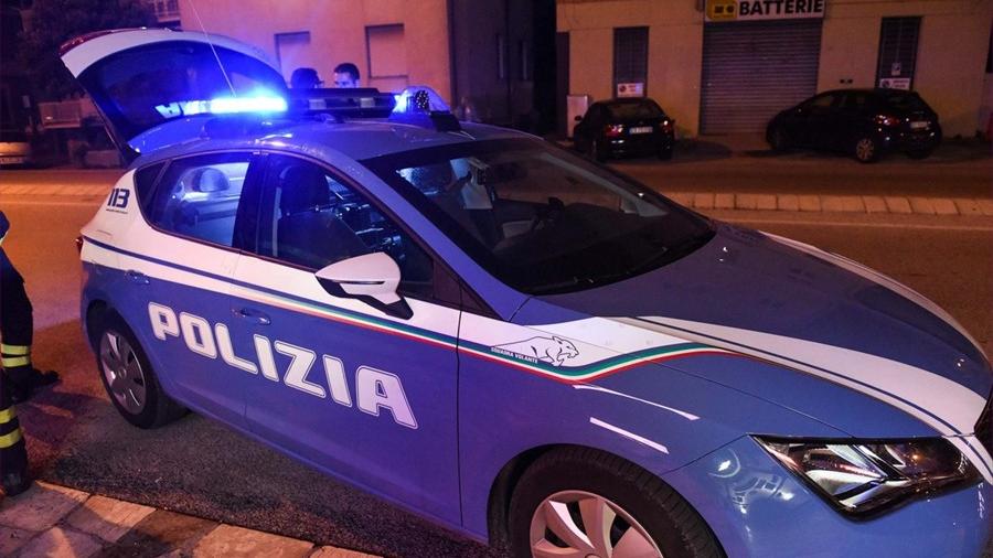 Firenze, sorpreso a rubare uno scooter, 13enne minaccia gli agenti: "Vi accoltello"