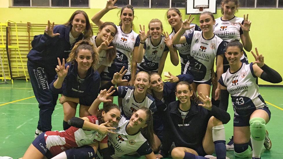 Nella foto in alto l’Ambra Cavallini, qui sopra la Facile Salire