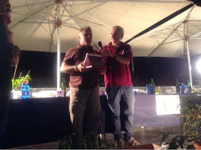 Roberto vince la sfida a colpi di peperoncino