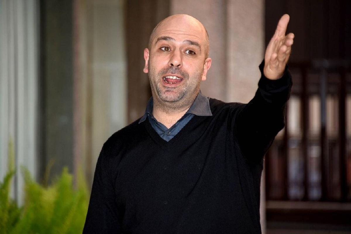 Zalone, il tour teatrale parte da Firenze: «Parlo di politica, guardatemi negli occhi»