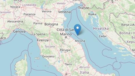 Terremoto alle 7,07 di magnitudo 5,7. Epicentro in mare sulla costa marchigiana. Avvertita in Emilia Romagna e in  tutto il Nord Italia