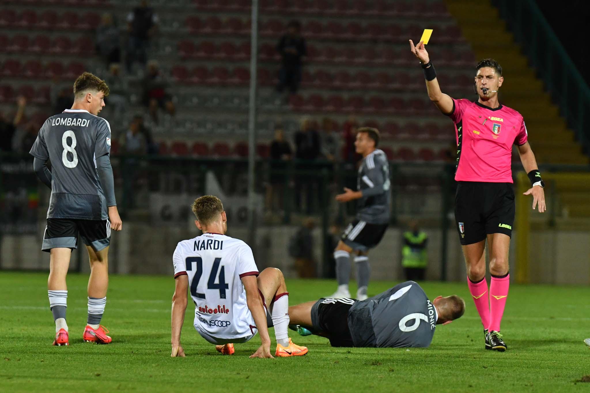 Reggiana più nervosa e “cattiva”: 38 gialli in 12 partite 