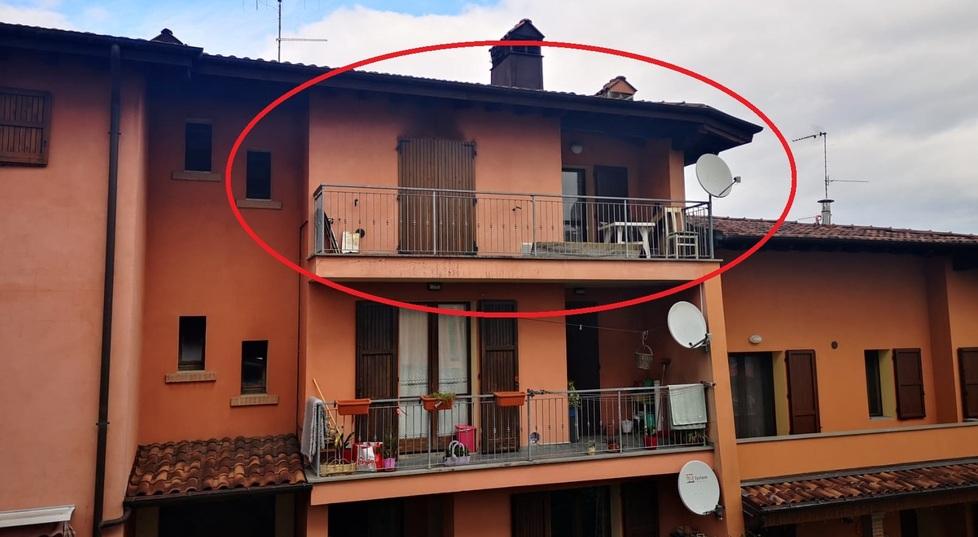 Pavullo: Incendio devasta un appartamento di notte&nbsp;