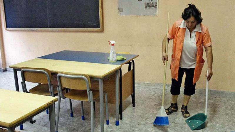 Mancano quaranta bidelli a Livorno, attività pomeridiane a rischio: ecco perché