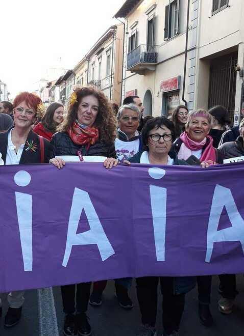 Uccisa in un’uliveta, il grido della mamma: «Dieci anni senza mia figlia Iaia, ma non mi arrendo alla violenza»