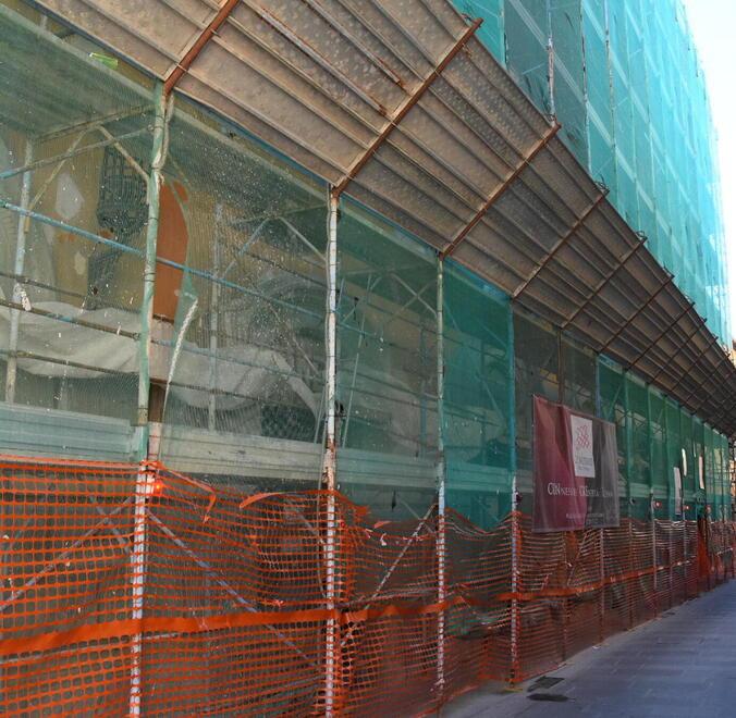 L’ex cinema al centro di cantieri per le facciate (foto BF)