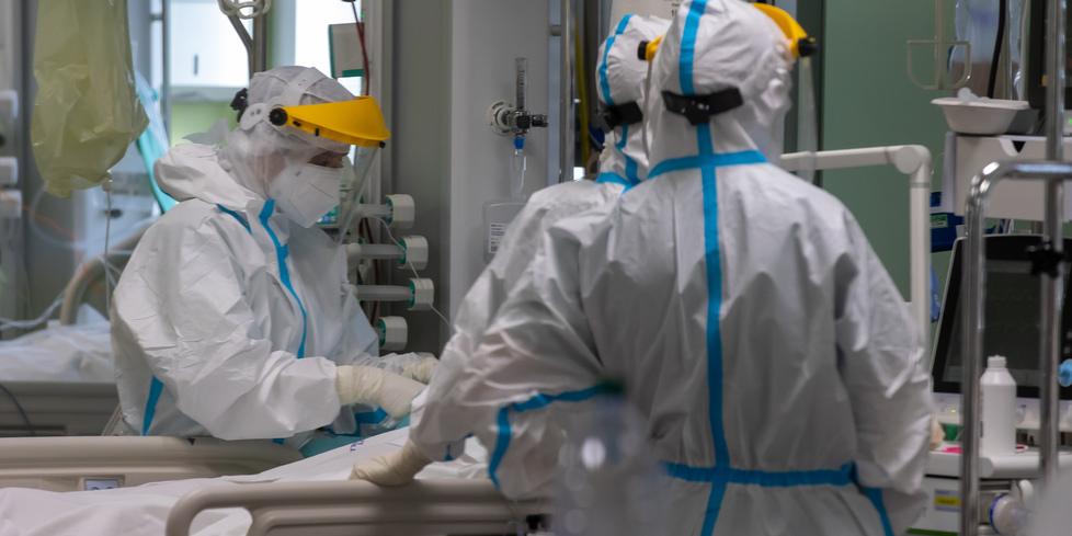 Covid, nel Ferrarese tornano a salire i contagi. Cresce la pressione sugli ospedali