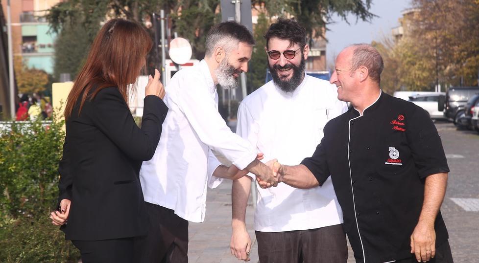 Rubiera, un pranzo tra il Viandante e Arnaldo: la staffetta stellata dei gastronauti