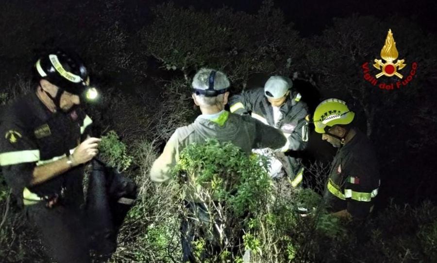 Disperso per ore nei monti di Capoterra: recuperato alle 4 del mattino
