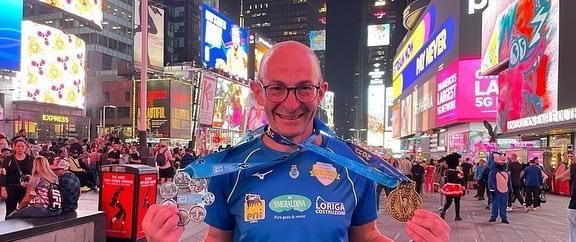 La Six star medal di New York al maratoneta di Luras 