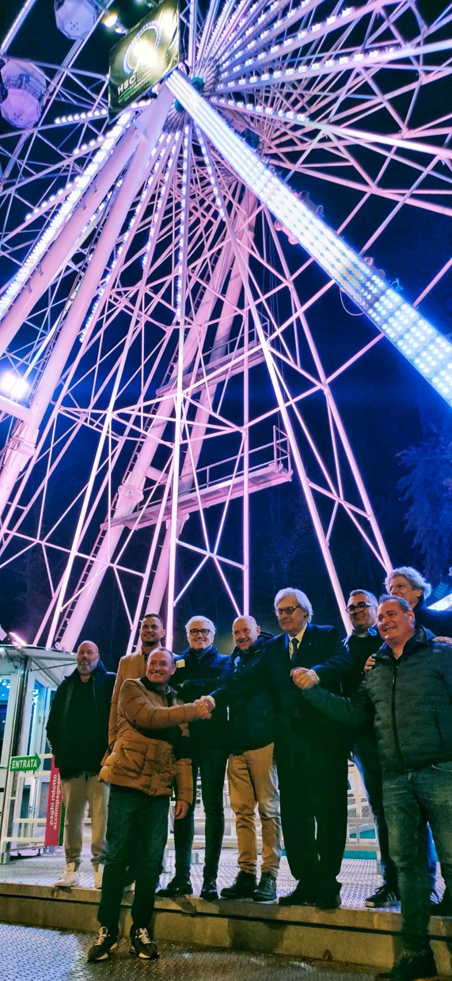 Ferrara, la ruota panoramica aperta al pubblico dal 26 novembre