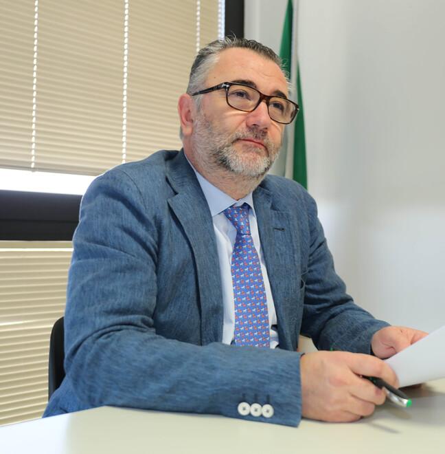 Caso Mescolini, destra all’attacco. Eboli: a cuore il Pd, non imparziale