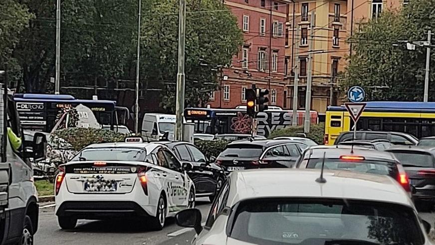 Modena. Bus in ritardo anche di 30 minuti «Colpa della viabilità per lo stadio»