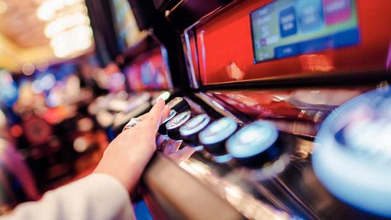 Bruciati 340 milioni di euro tra scommesse, slot e lotterie