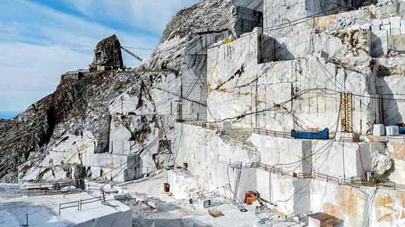 Carrara, cave e progetti per la città: lavori al via fra circa un anno