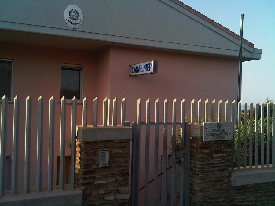 Raid di furti al Country Paradise di Stintino: denunciato il presunto ladro, 34 gli appartamenti svaligiati
