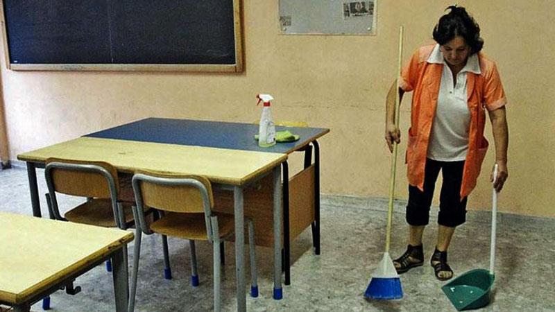 Da Piombino a Cecina mancano 35 bidelli: «Ne serve almeno uno per piano»