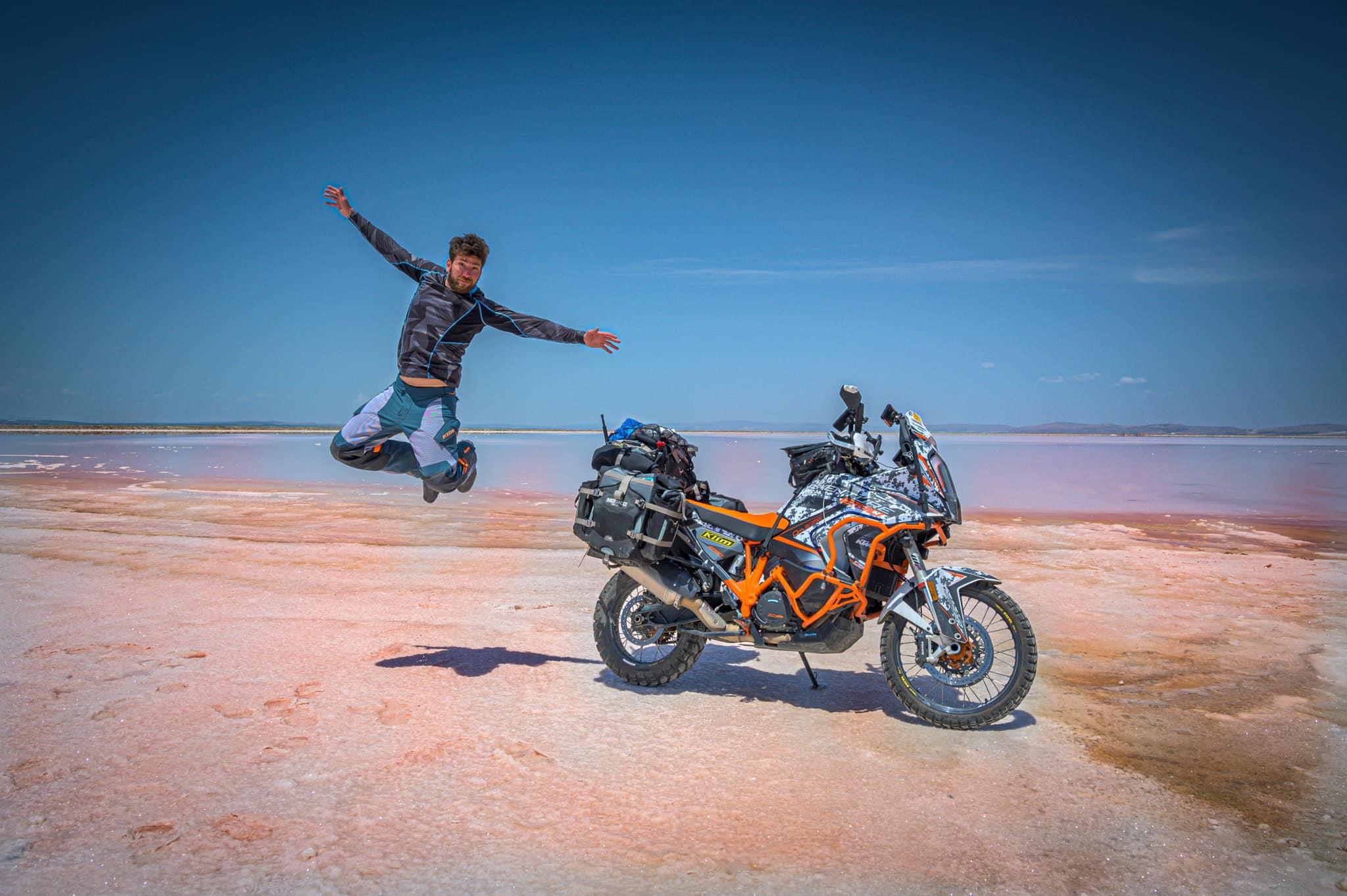 In moto da Reggio Emilia alla Mongolia
