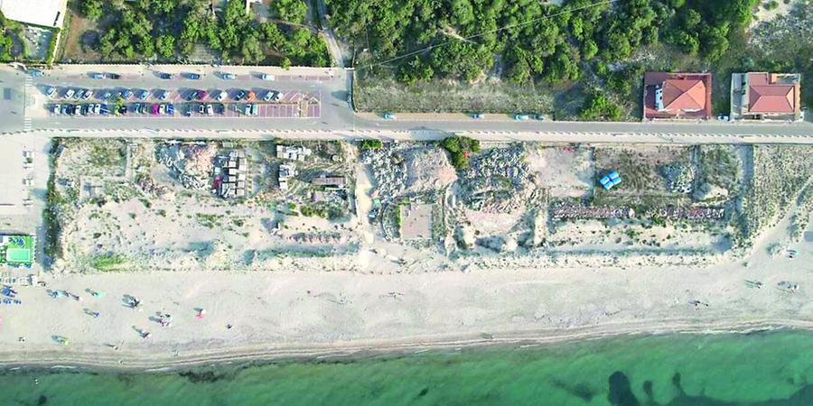 Lido Iride, via libera della Procura per rimuovere le macerie dalla spiaggia di Platamona