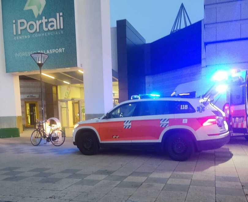 Modena. Malore al supermercato i Portali: perde la vita un 82enne 
