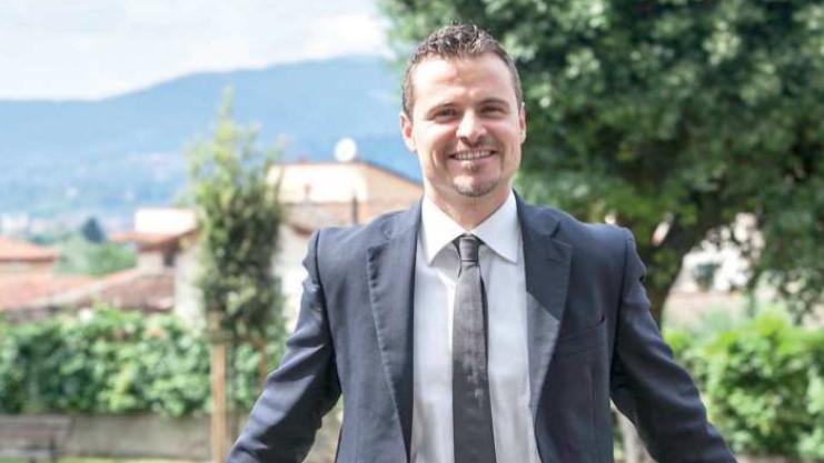 il sindaco<br />
Fra