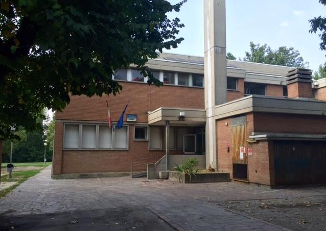Modena. «Casa farmaceutica a scuola» Alle don Milani scoppia il caso 
