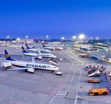 L’aeroporto di Pisa in “vendita”? Il silenzio assordante della società