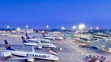 L’aeroporto di Pisa in “vendita”? Il silenzio assordante della società