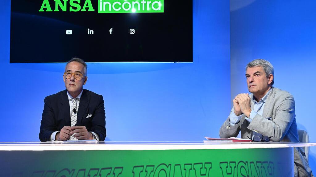 Problemi udito per 7mln italiani,35% usa apparecchi acustici