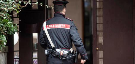 Carpi, raffica di furti nelle case: razzia di gioielli e orologi