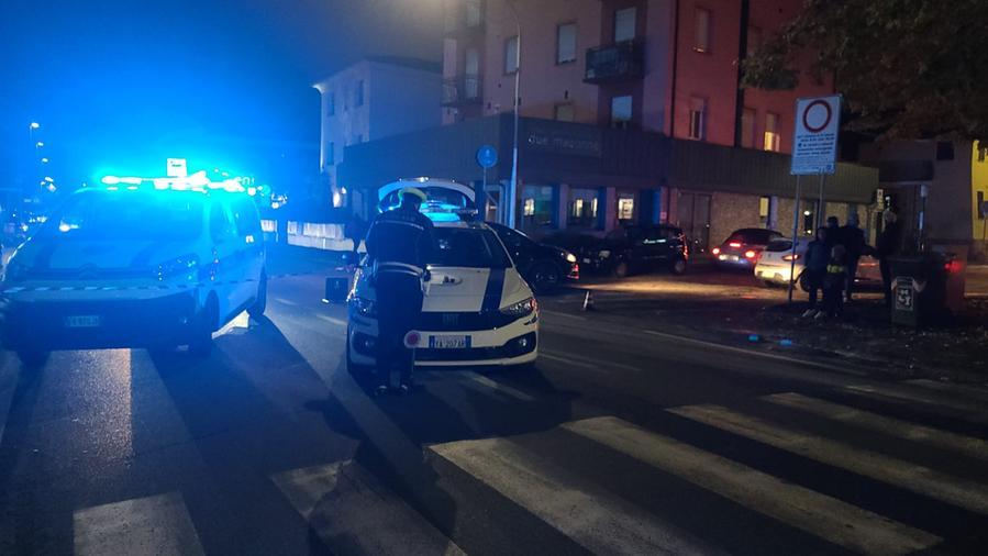 Sassuolo Pedone investito lungo via Radici. L’uomo travolto portato a Baggiovara