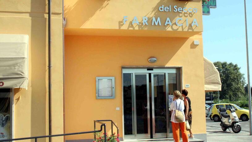 La farmacia comunale in via del Secco a Lido di Camaiore