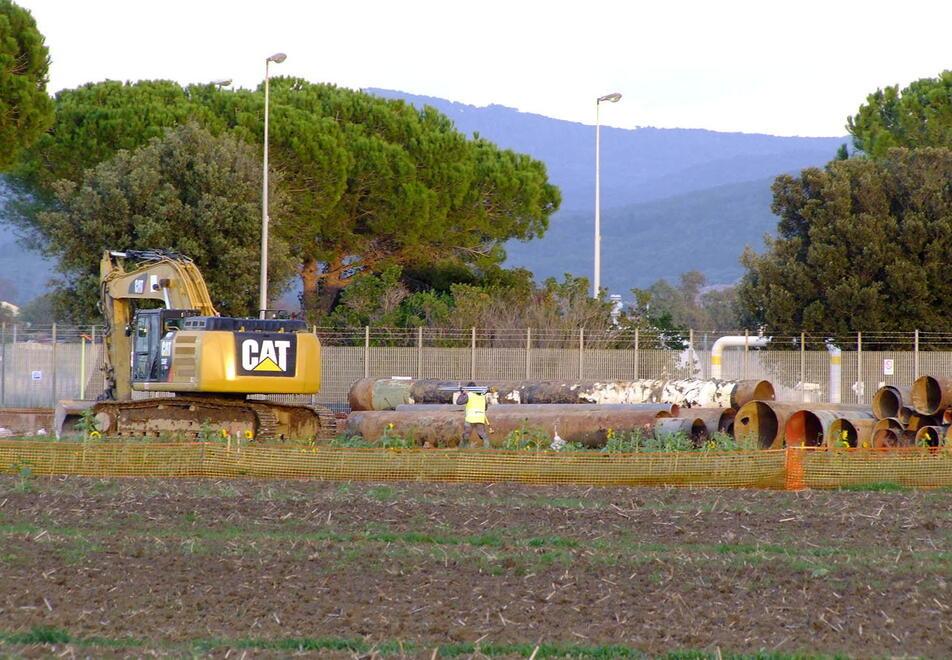 Rigassificatore, la concessione passa alla Snam: a giorni il via ai lavori sul porto di Piombino