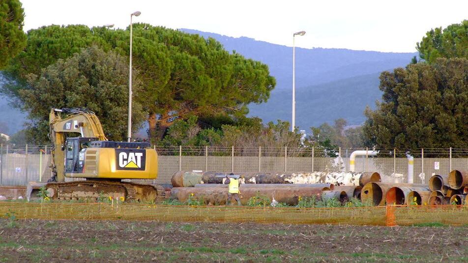Rigassificatore, la concessione passa alla Snam: a giorni il via ai lavori sul porto di Piombino