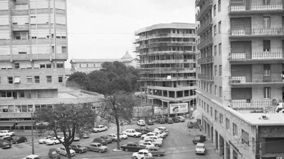 Quando all’Attias si parcheggiava e in via Ricasoli passavano le auto