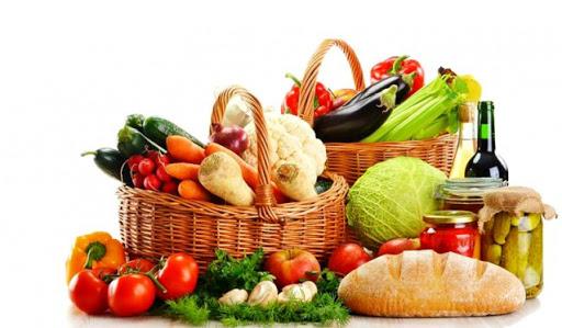 Il paniere diventa ancora più costoso: forti aumenti per olio, burro e vegetali